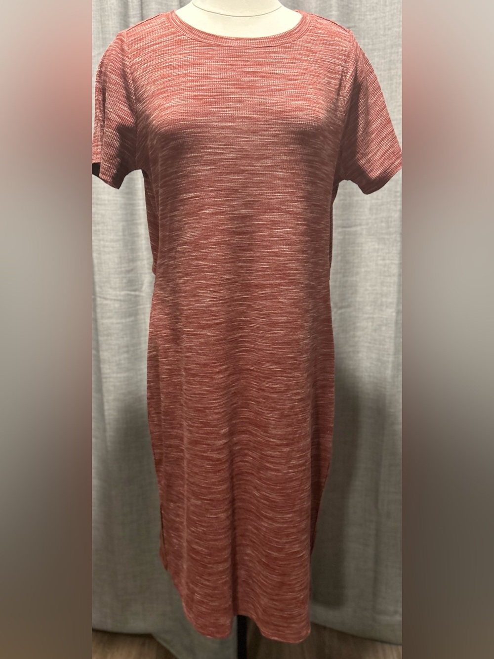 Jessica Simpson Heathered Rust Short Sleeve Midi Dress
